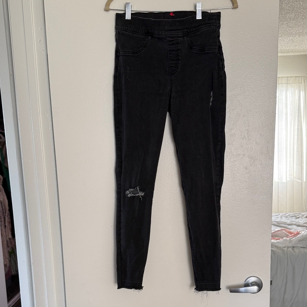 SPANX Black Skinny Jeans with Distressed Knee